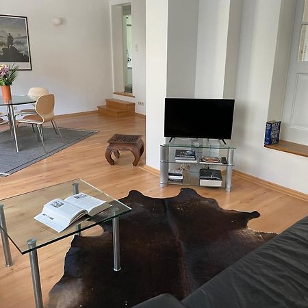 Stadt- Naturnah, Traumblick Und Balkon Baden-Baden Luaran gambar