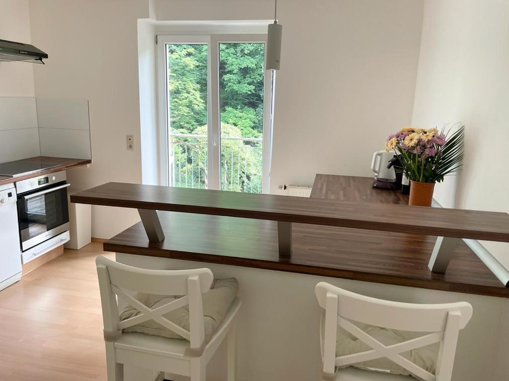 Stadt- Naturnah, Traumblick Und Balkon Baden-Baden Luaran gambar
