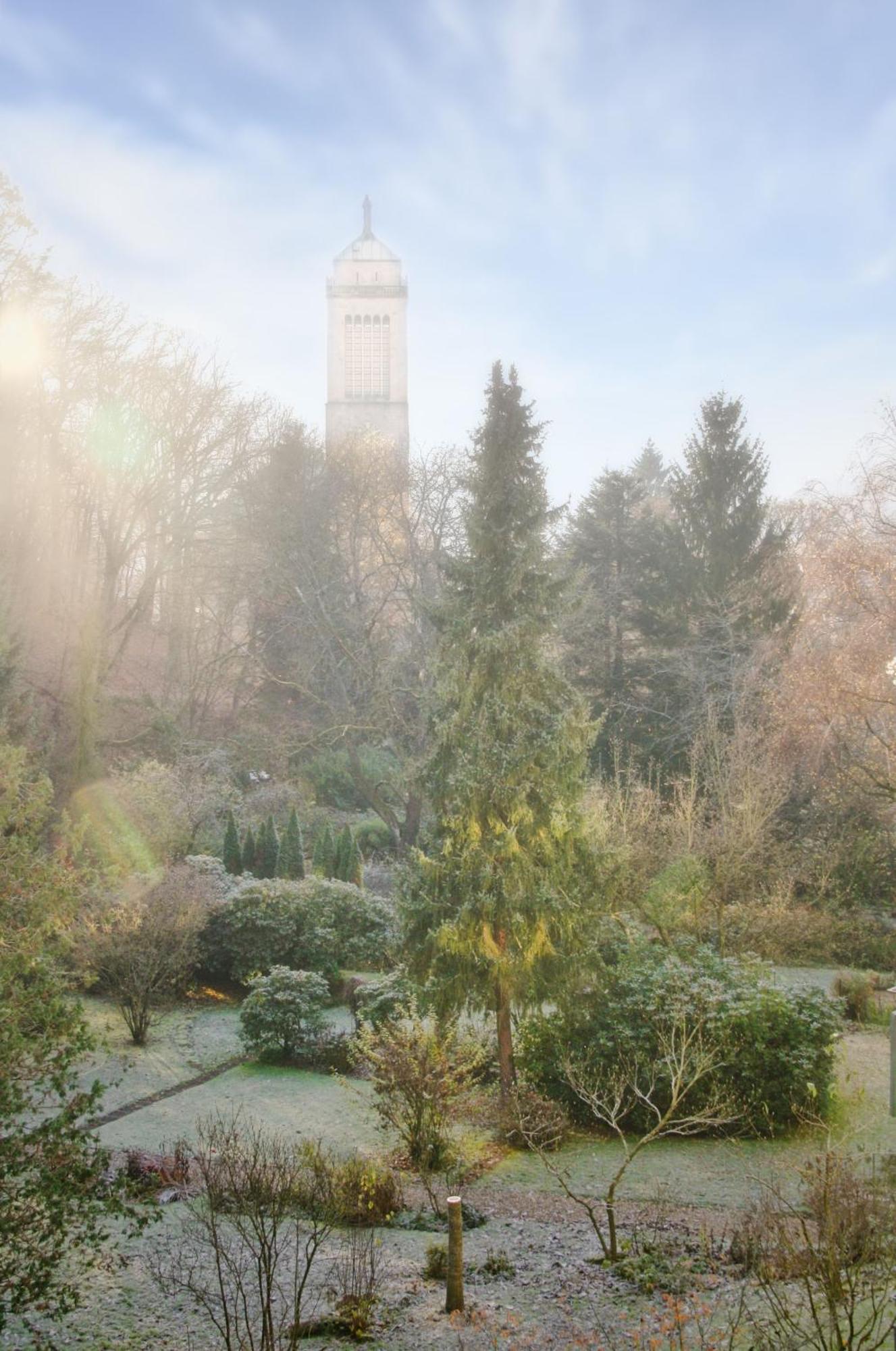 Stadt- Naturnah, Traumblick Und Balkon Baden-Baden Luaran gambar